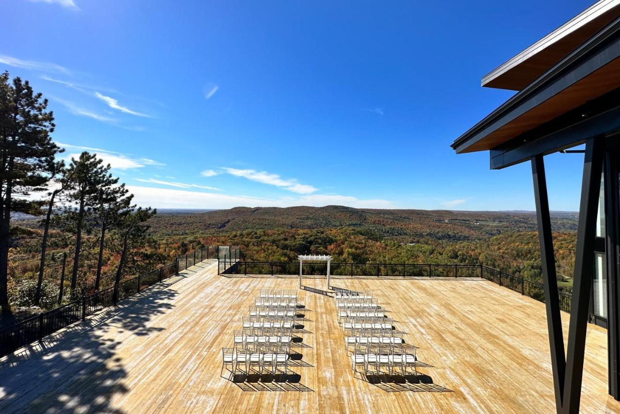 Auberge De La Montagne Coupee Saint Jean De Matha Экстерьер фото